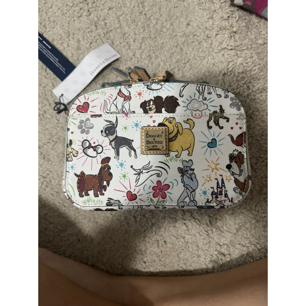 DOONEY BOURKE DISNEY PARKS DOGS AMBLER CROSSBODY PURSE NWT Dalmatians Dug Dodger
